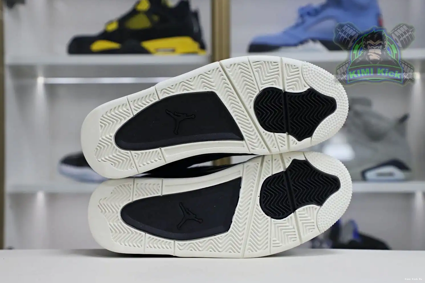 Jordan black retro Kimikick ponyhair 4 Jordan Air 0413